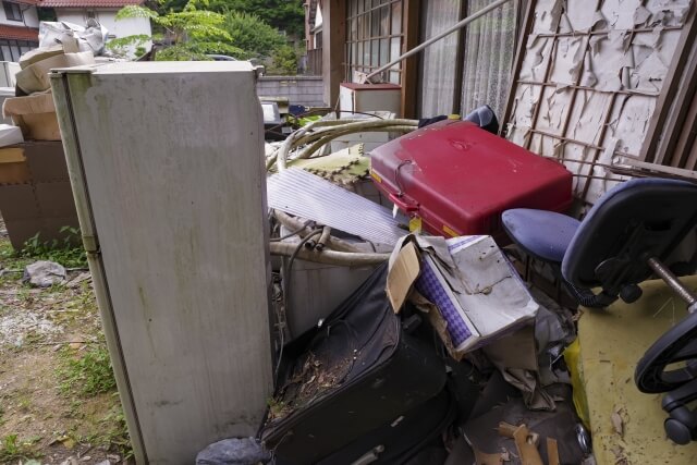ごみ屋敷の清掃と遺品整理を同時に解決する清掃サービス
